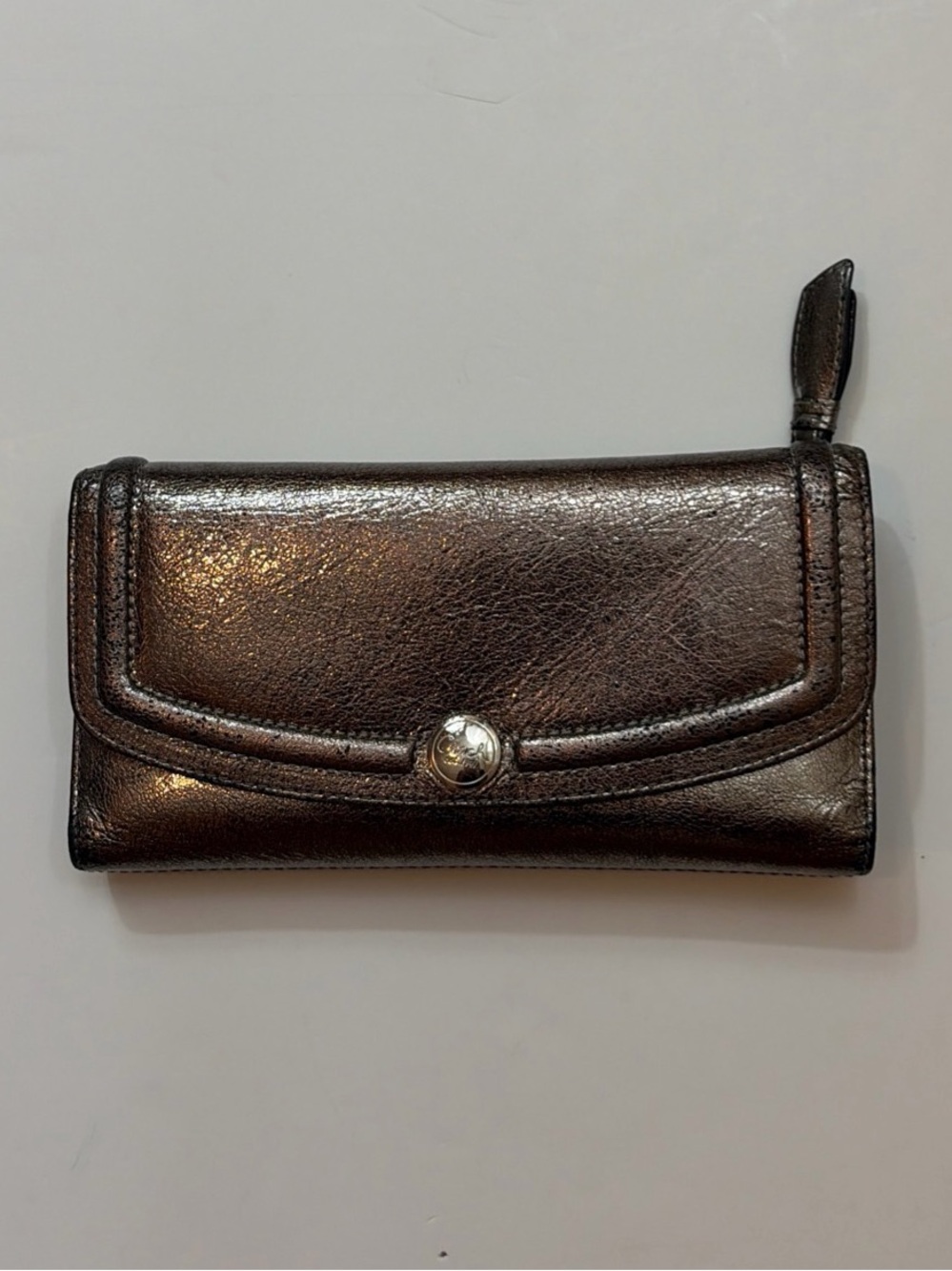 Vintage 2000's COACH Metallic Silver Leather Wallet